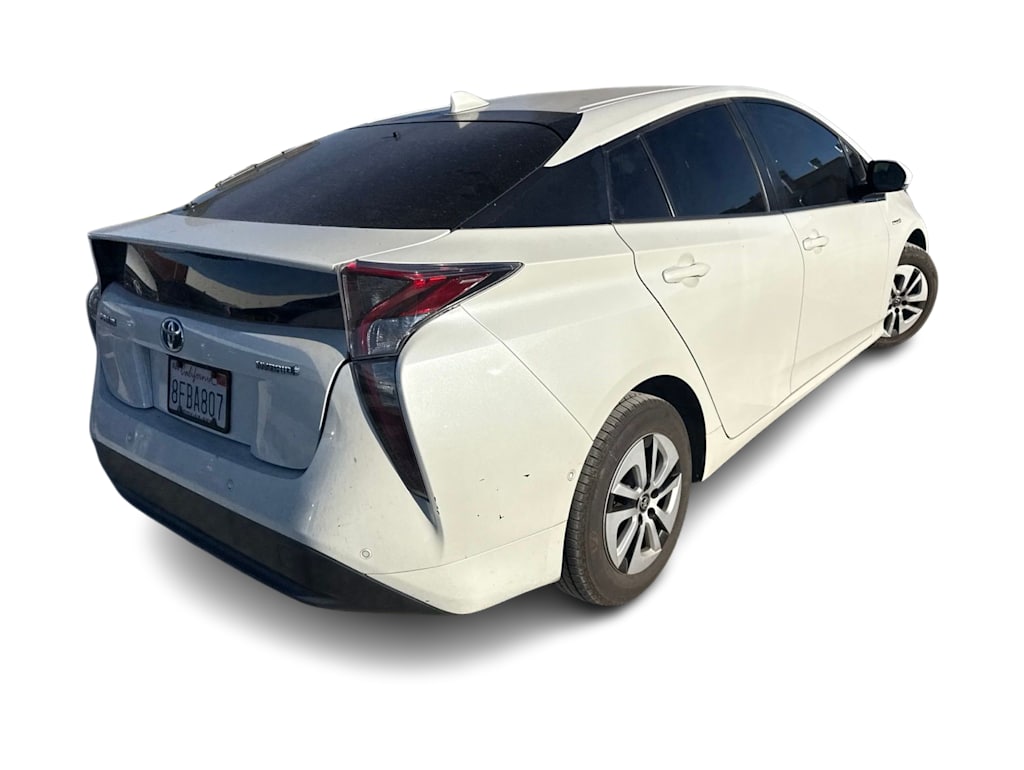 Thumbnail: 2018 Toyota Prius - 16