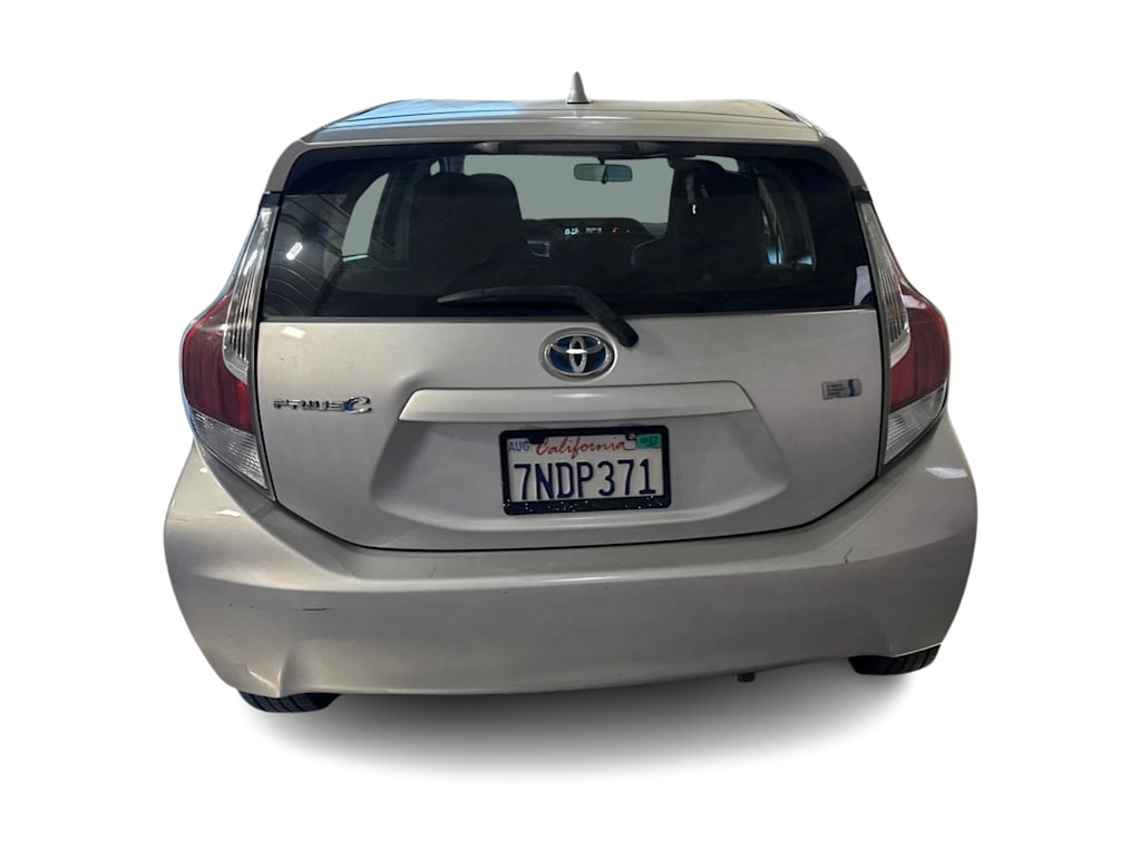 Thumbnail: 2015 Toyota Prius c - 5