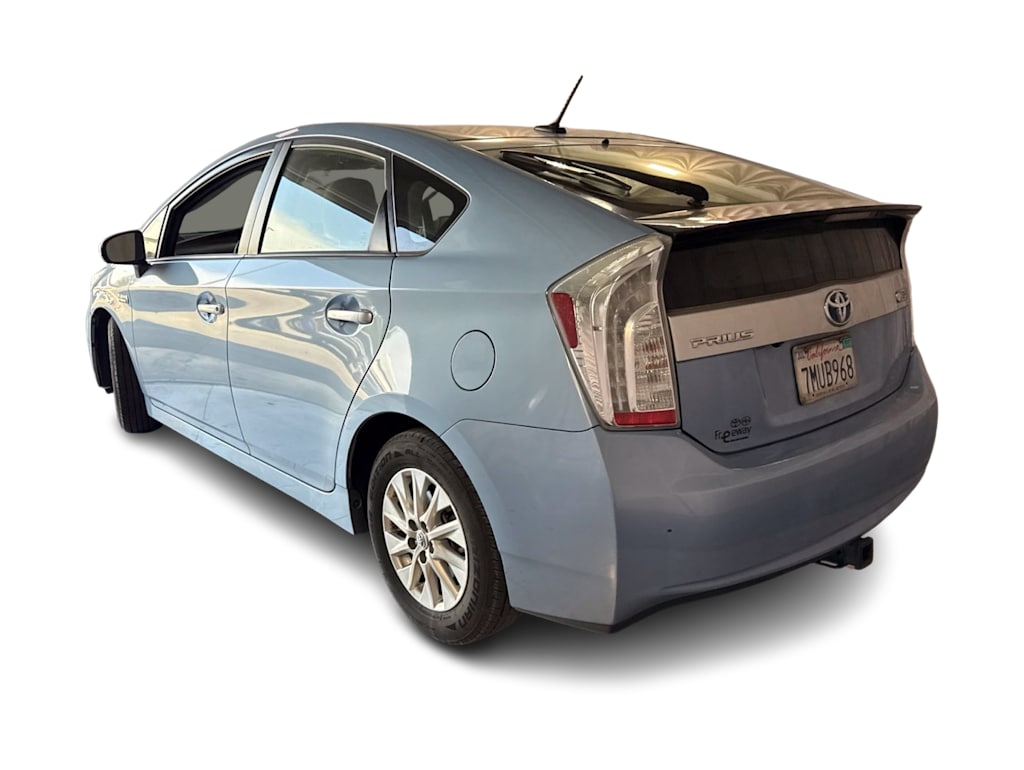 Thumbnail: 2015 Toyota Prius - 3