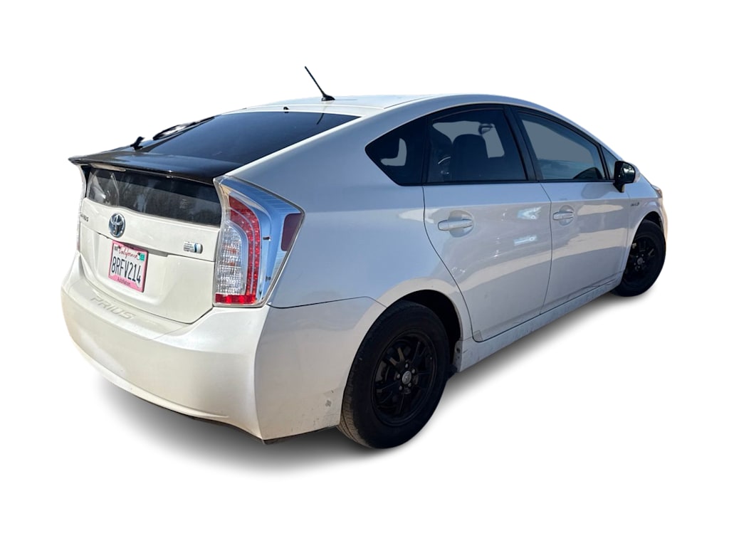 Thumbnail: 2015 Toyota Prius - 14