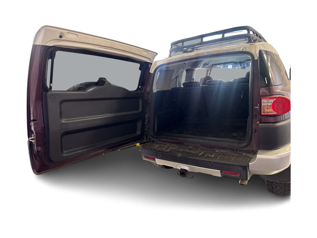 Thumbnail: 2007 Toyota FJ Cruiser - 14
