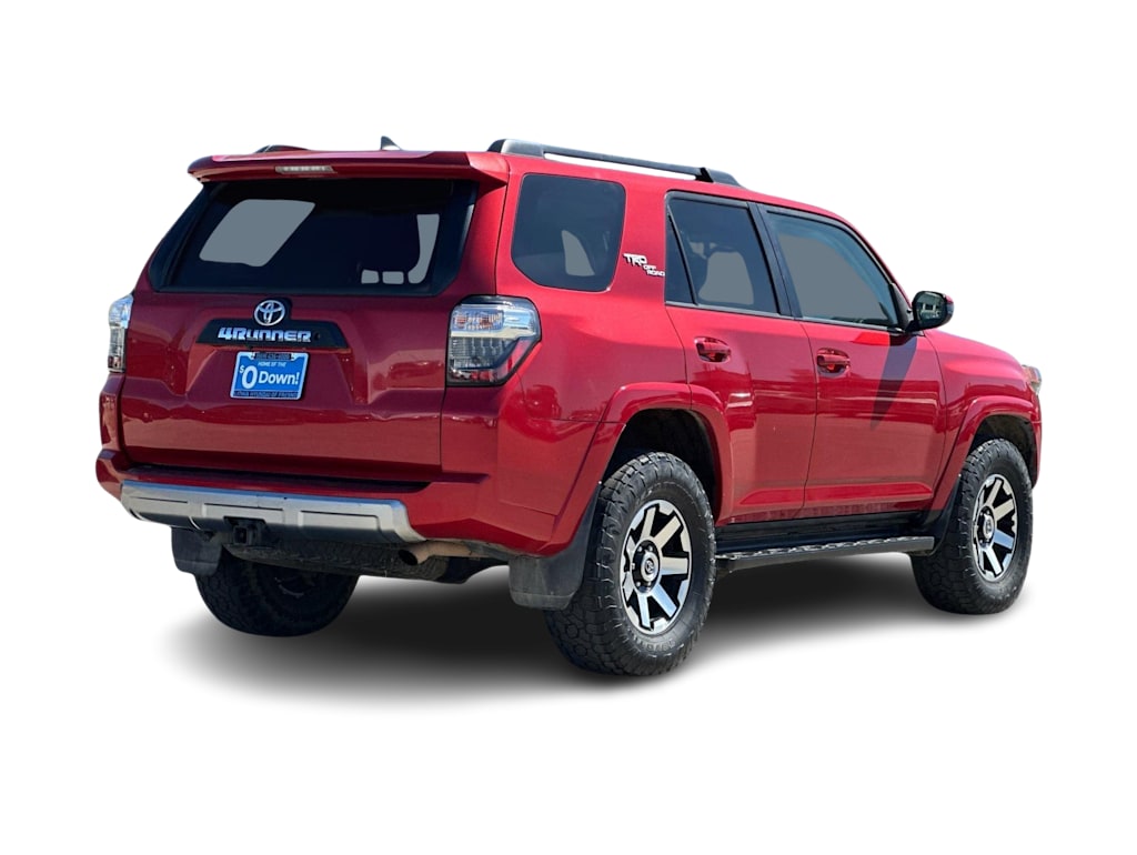 Thumbnail: 2020 Toyota 4Runner - 18