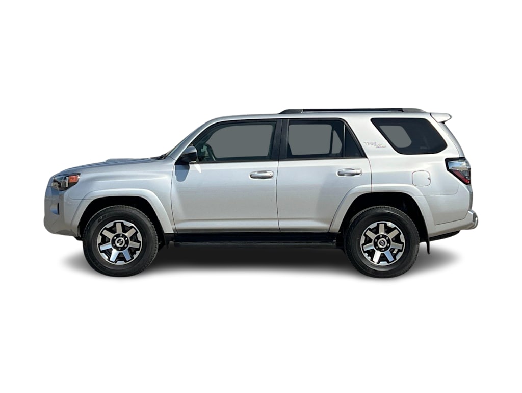 Thumbnail: 2024 Toyota 4Runner - 3