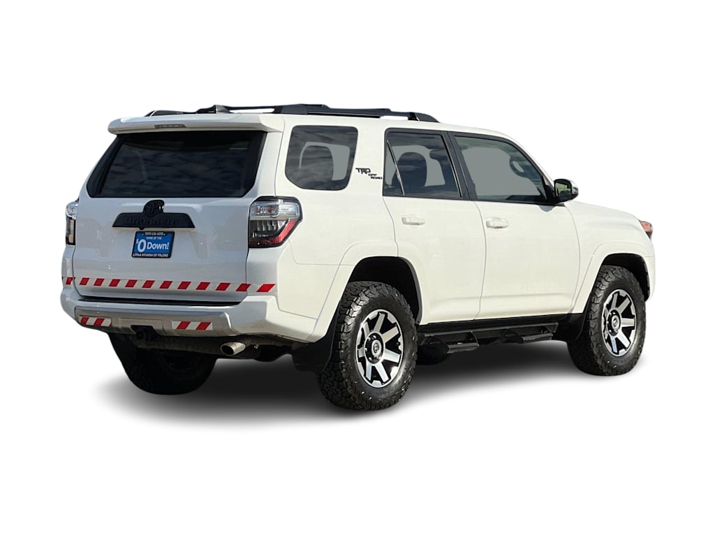 Thumbnail: 2024 Toyota 4Runner - 18