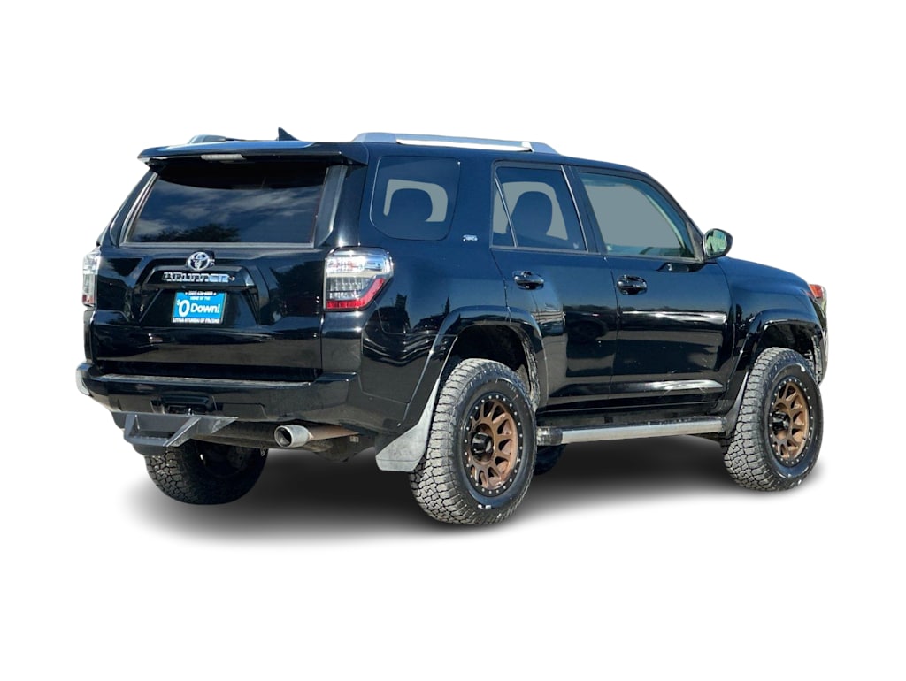 2017 Toyota 4Runner SR5 19