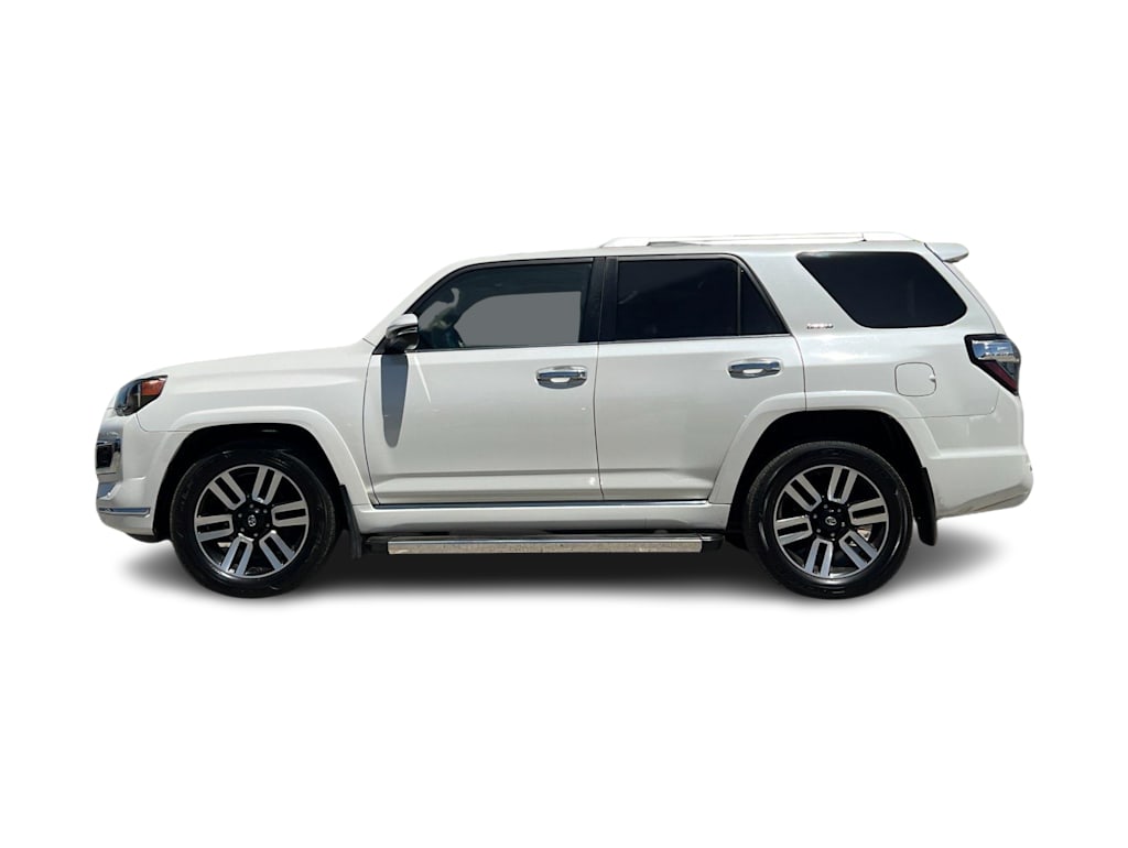 Thumbnail: 2015 Toyota 4Runner - 3
