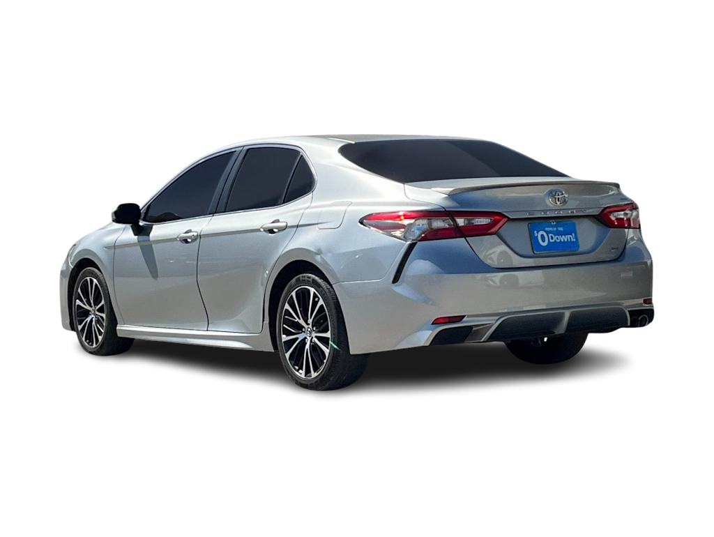 2018 Toyota Camry SE 4