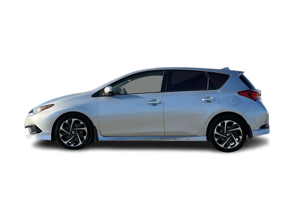 2016 Scion iM  3