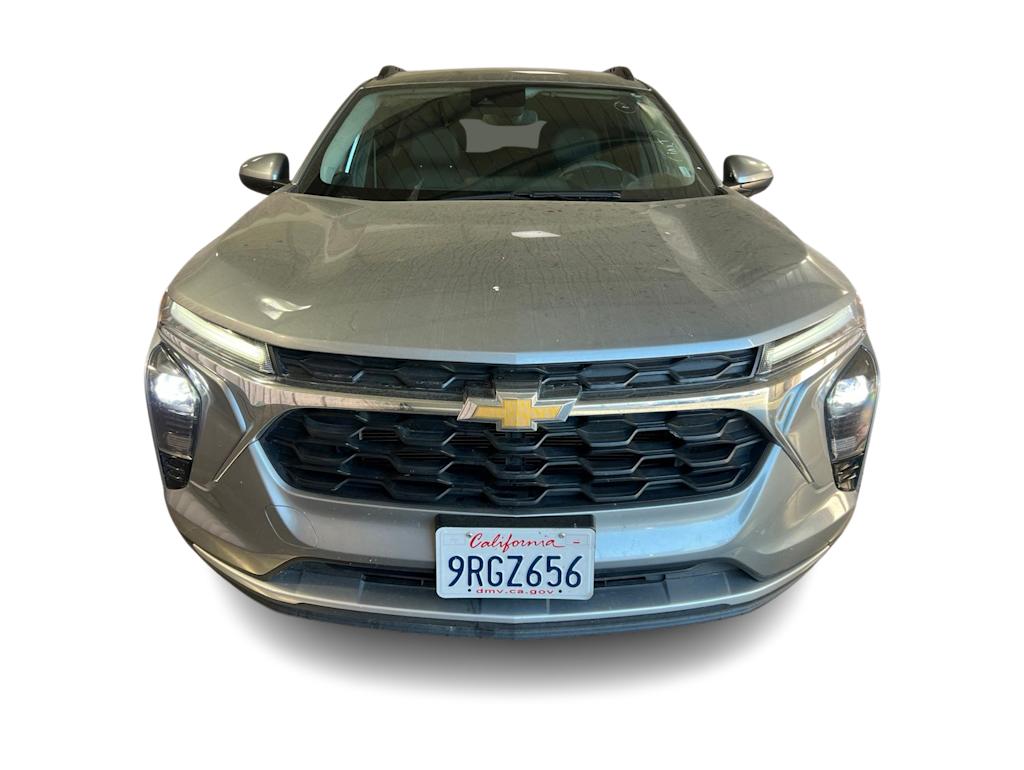Thumbnail: 2025 Chevrolet Trax - 6