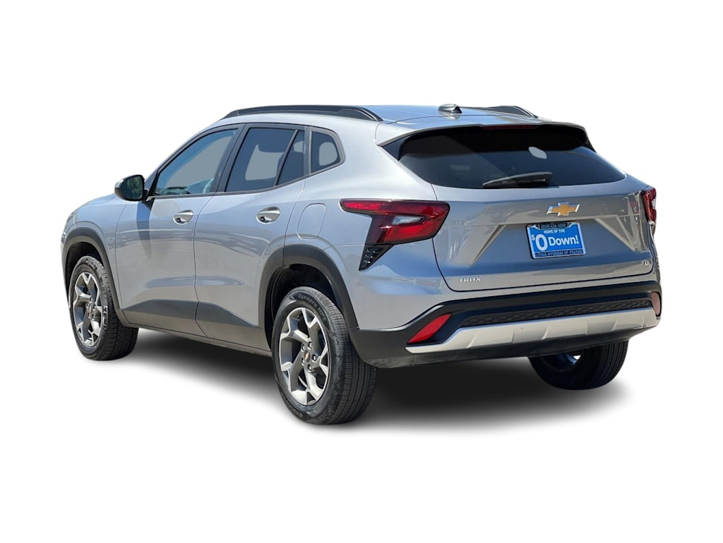 Thumbnail: 2025 Chevrolet Trax - 4