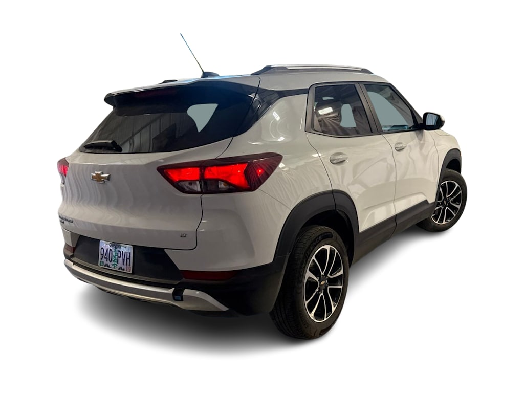 Thumbnail: 2024 Chevrolet TrailBlazer - 17