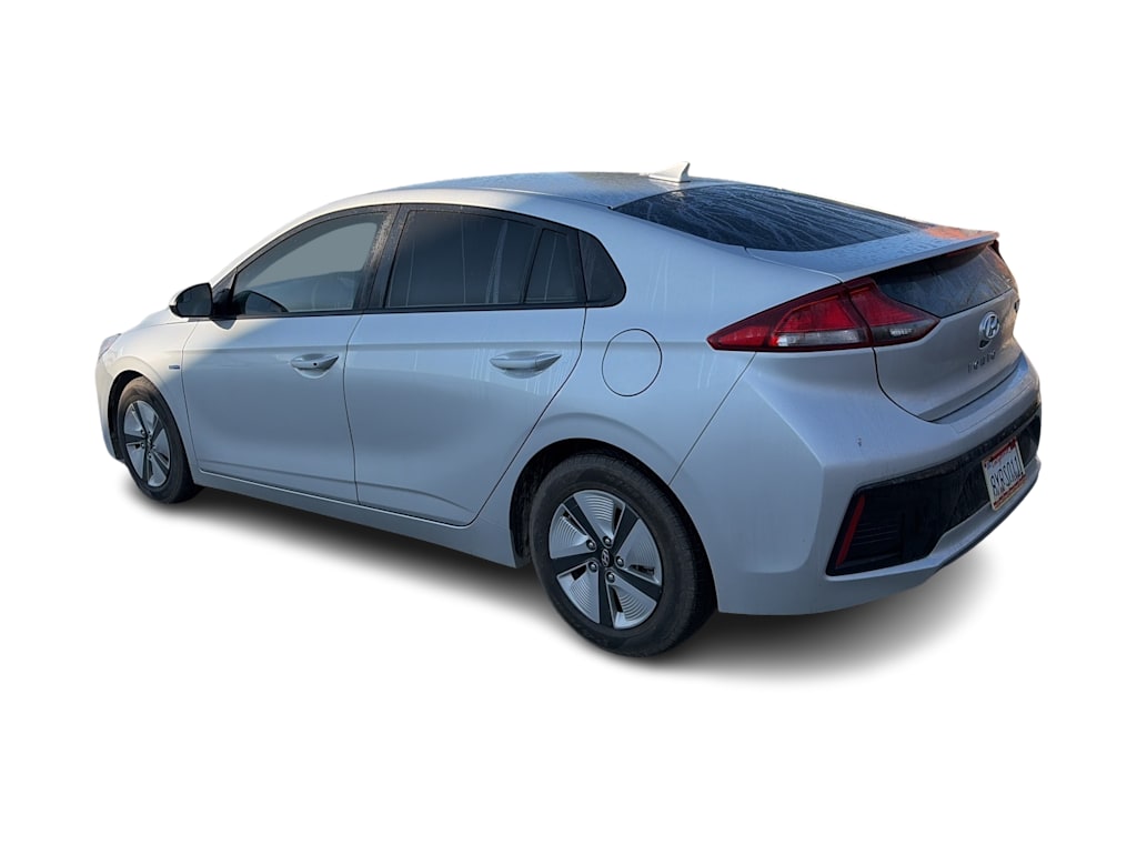 Thumbnail: 2018 Hyundai Ioniq - 4