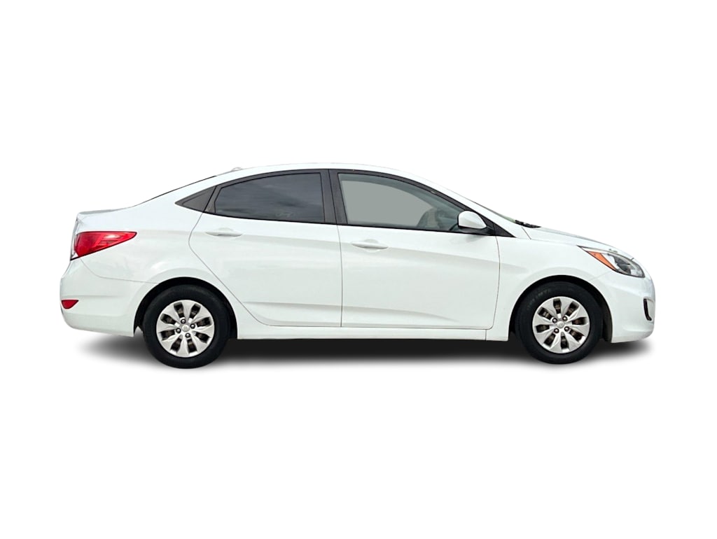 Thumbnail: 2015 Hyundai Accent - 20