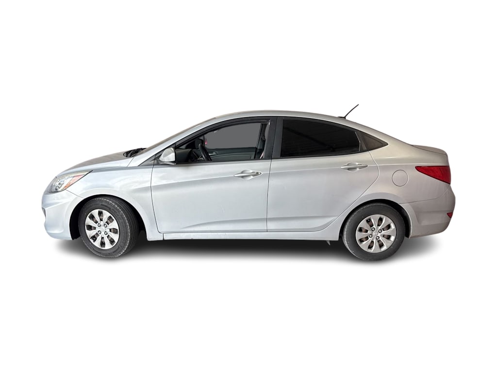 Thumbnail: 2016 Hyundai Accent - 3
