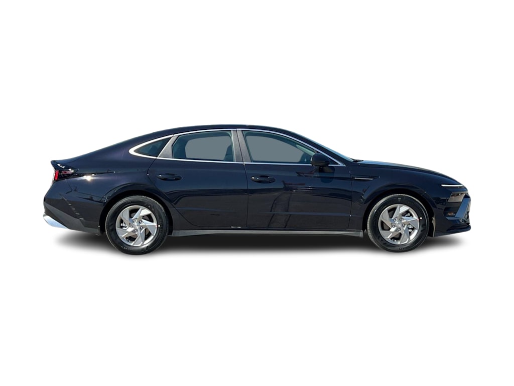 2025 Hyundai Sonata SE - Photo 21
