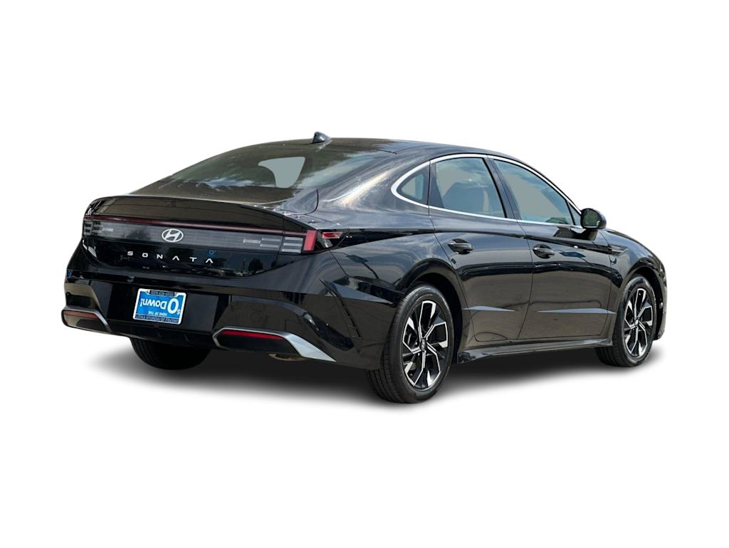 Thumbnail: 2024 Hyundai Sonata - 16