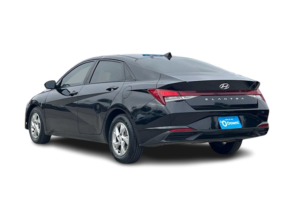 Thumbnail: 2021 Hyundai Elantra - 4