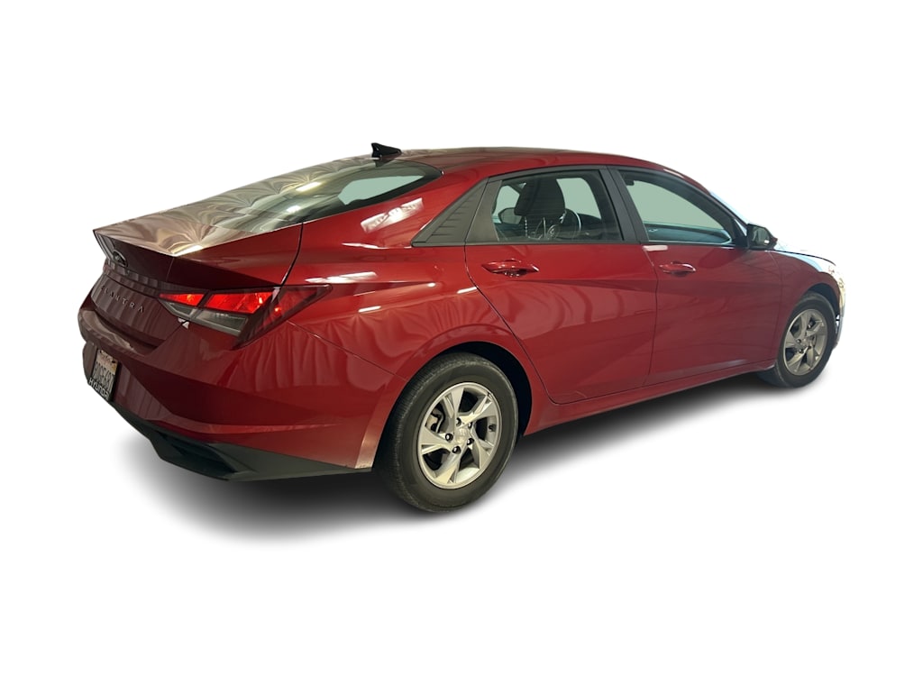 Thumbnail: 2023 Hyundai Elantra - 18