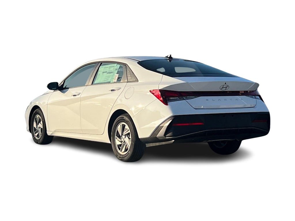 Thumbnail: 2026 Hyundai Elantra - 4