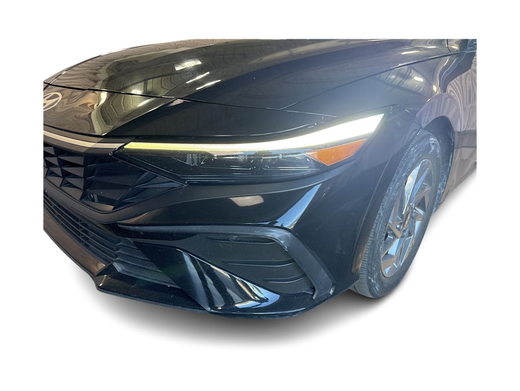 Thumbnail: 2024 Hyundai Elantra - 17