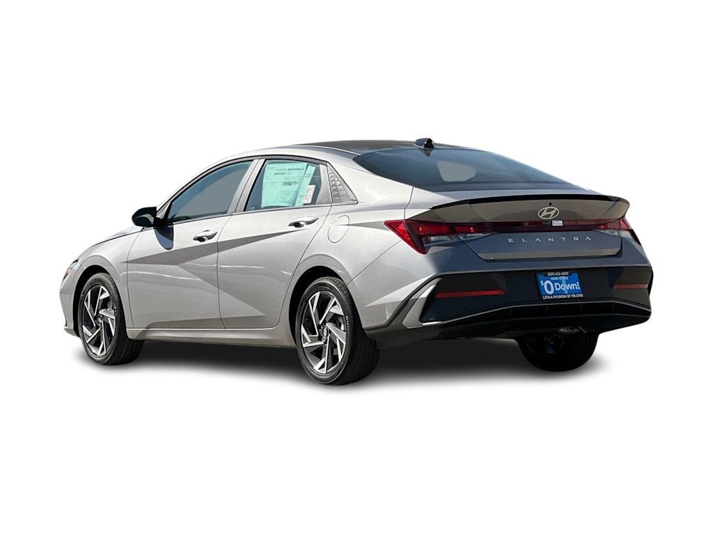Thumbnail: 2025 Hyundai Elantra - 4