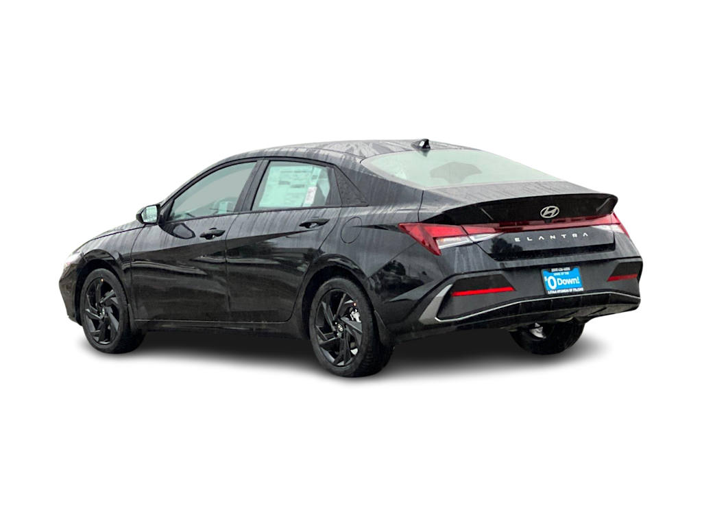 Thumbnail: 2026 Hyundai Elantra - 4