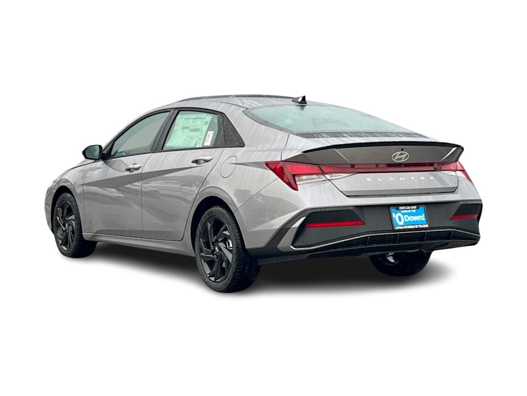 Thumbnail: 2026 Hyundai Elantra - 4