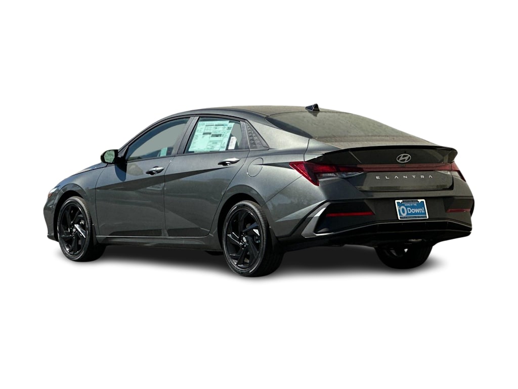 Thumbnail: 2026 Hyundai Elantra - 4