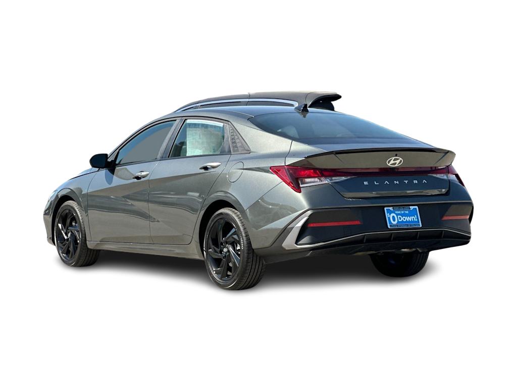 Thumbnail: 2026 Hyundai Elantra - 4