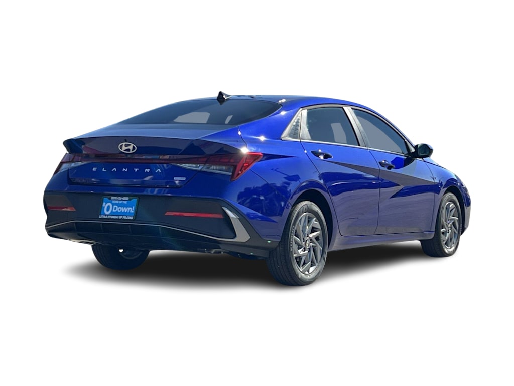 Thumbnail: 2026 Hyundai Elantra - 18