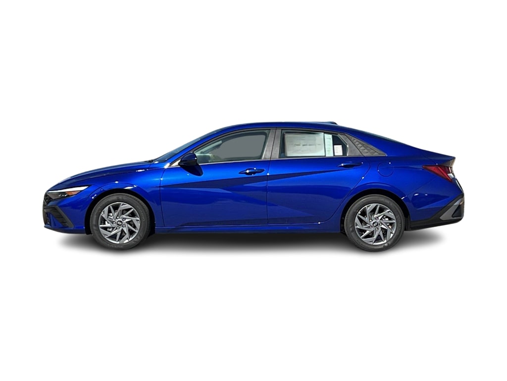 Thumbnail: 2026 Hyundai Elantra - 3