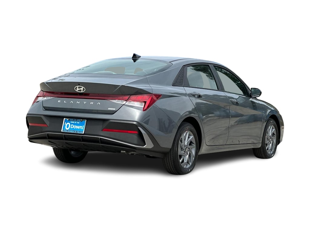 Thumbnail: 2026 Hyundai Elantra - 17