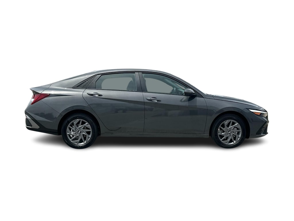 Thumbnail: 2026 Hyundai Elantra - 18