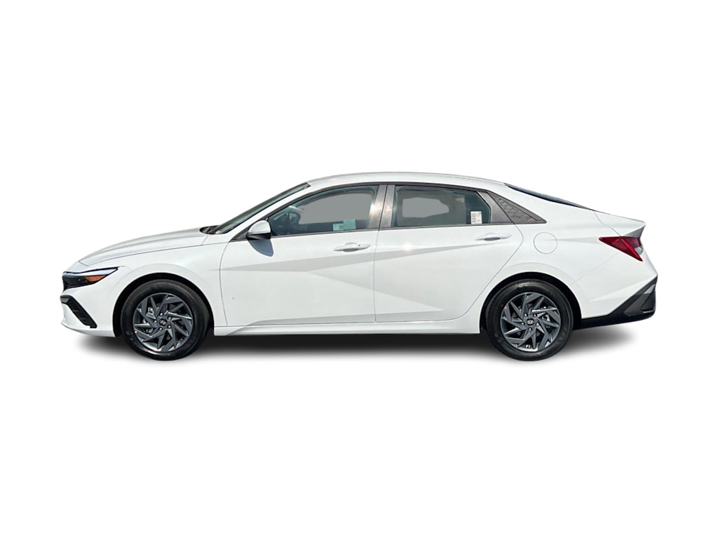 Thumbnail: 2025 Hyundai Elantra - 3