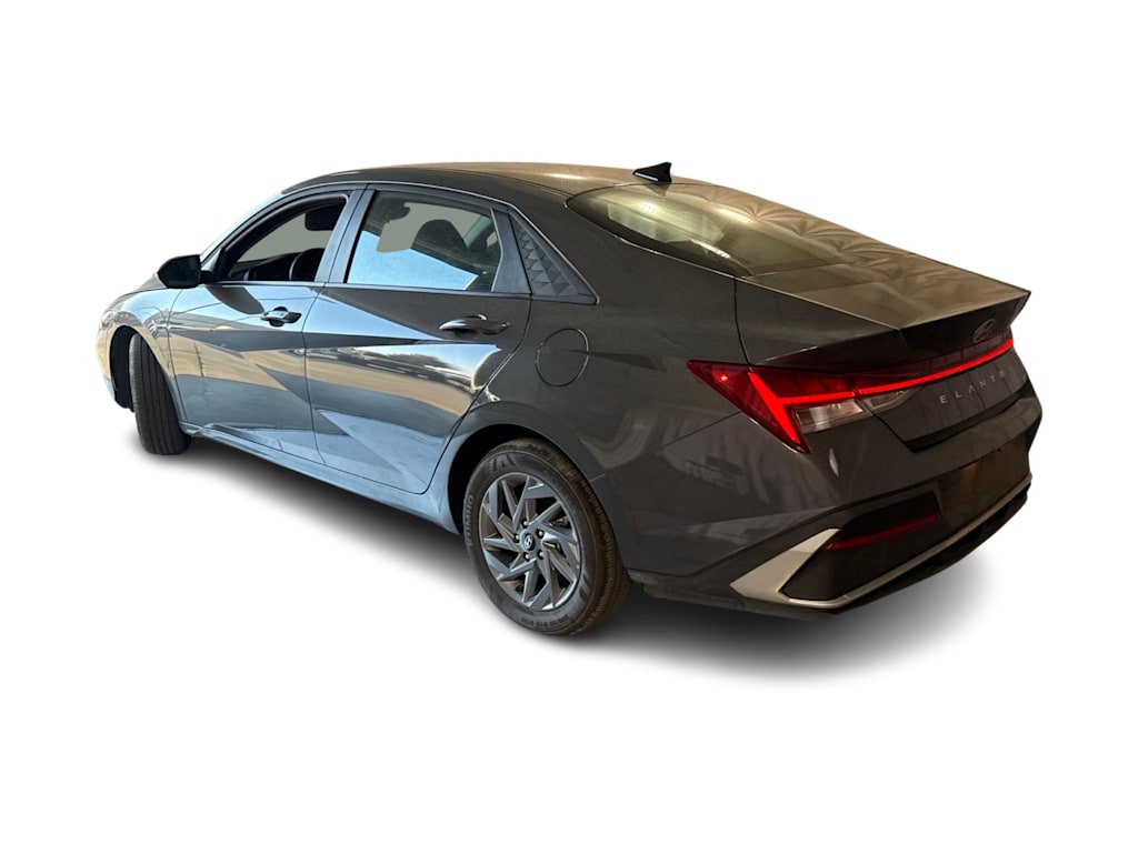 Thumbnail: 2026 Hyundai Elantra - 4