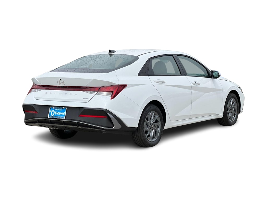 Thumbnail: 2026 Hyundai Elantra - 17