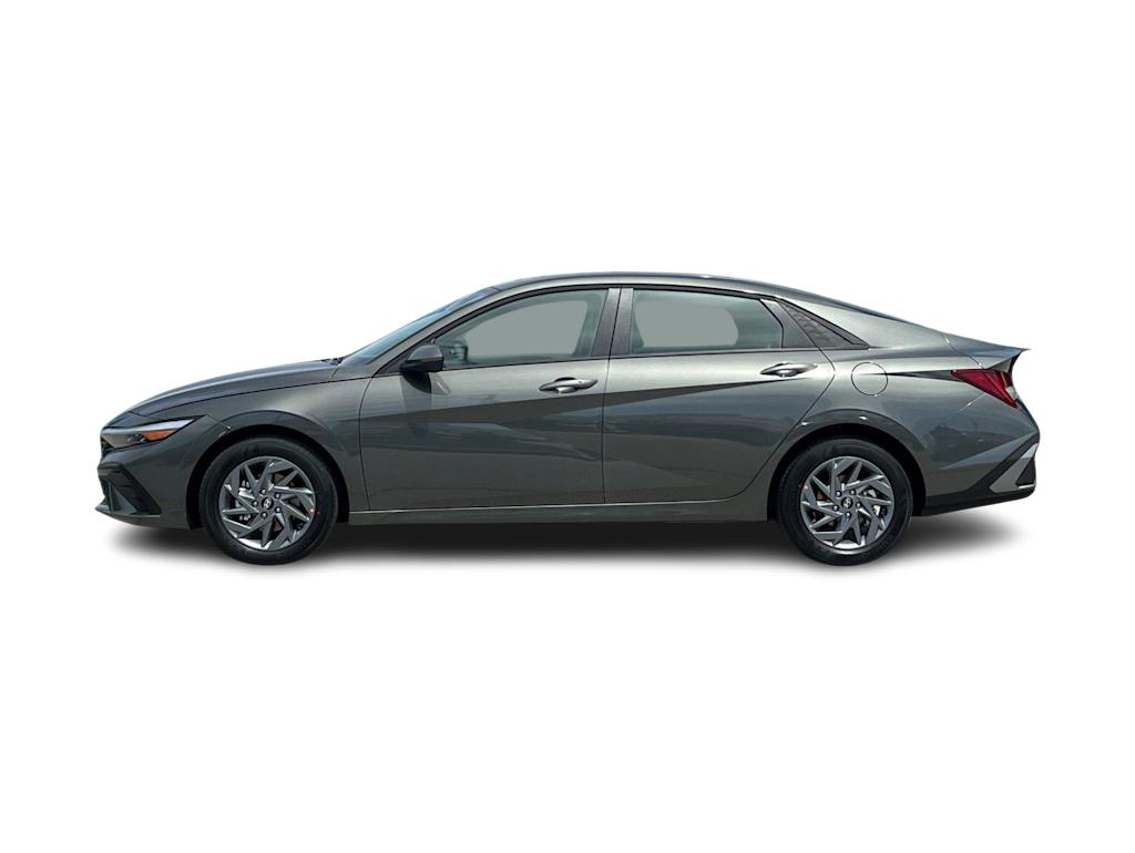Thumbnail: 2026 Hyundai Elantra - 3