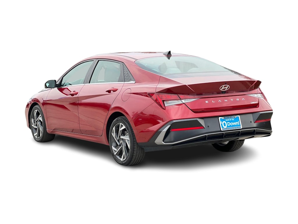 Thumbnail: 2024 Hyundai Elantra - 4