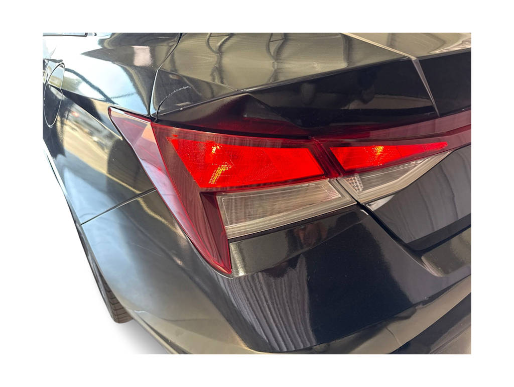 Thumbnail: 2023 Hyundai Elantra - 16