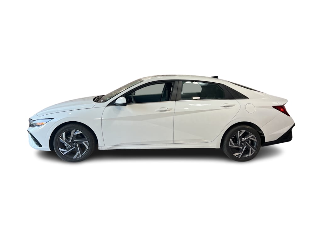 Image of 2025 Hyundai Elantra