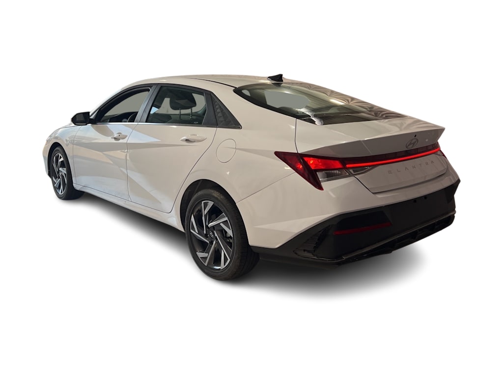 Image of 2025 Hyundai Elantra