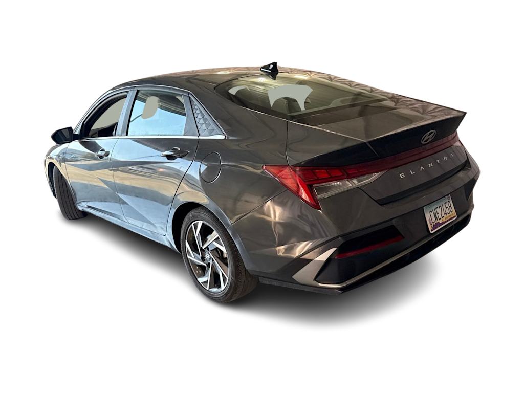 Thumbnail: 2025 Hyundai Elantra - 3