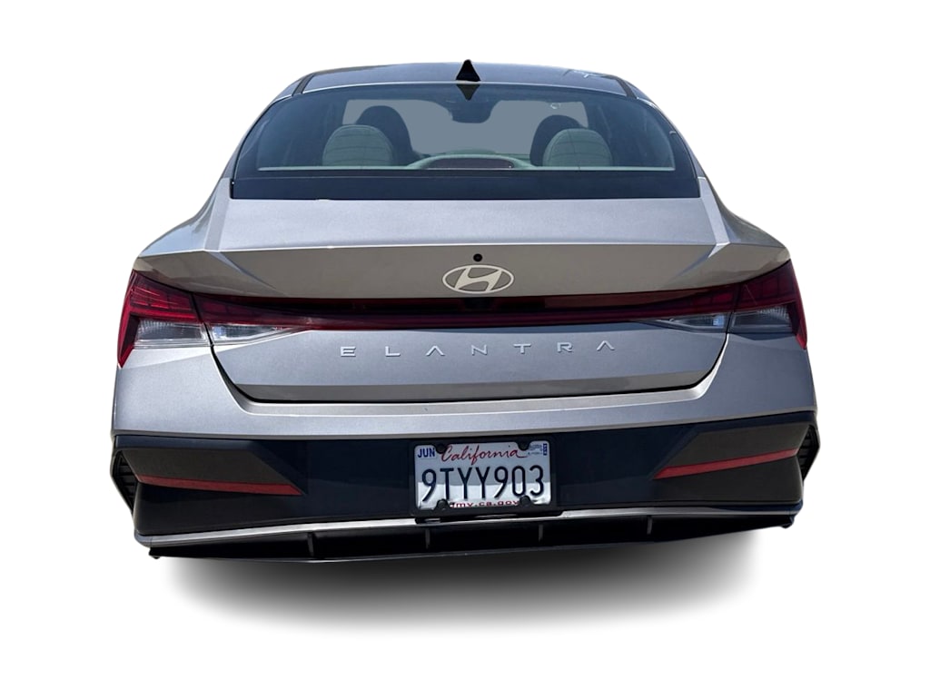 Thumbnail: 2025 Hyundai Elantra - 17