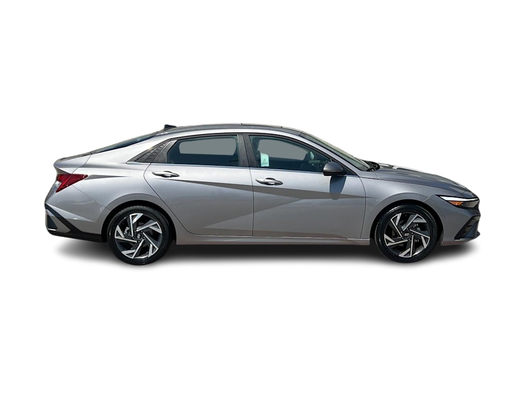 Thumbnail: 2025 Hyundai Elantra - 19