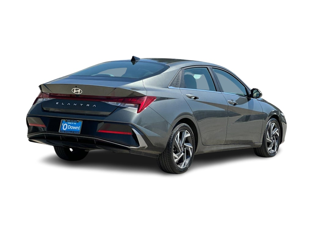 Thumbnail: 2025 Hyundai Elantra - 17