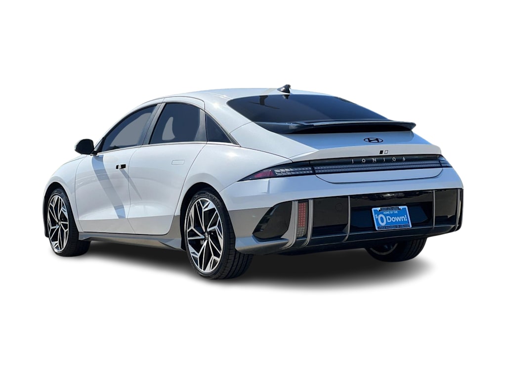 Thumbnail: 2023 Hyundai Ioniq 6 - 4