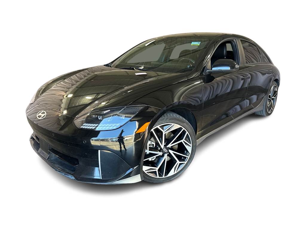 Used 2024 Hyundai IONIQ 6 SEL with VIN KMHM34AA9RA055217 for sale in West Allis, WI