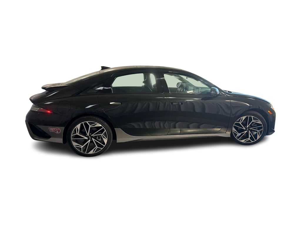 Thumbnail: 2023 Hyundai Ioniq 6 - 14