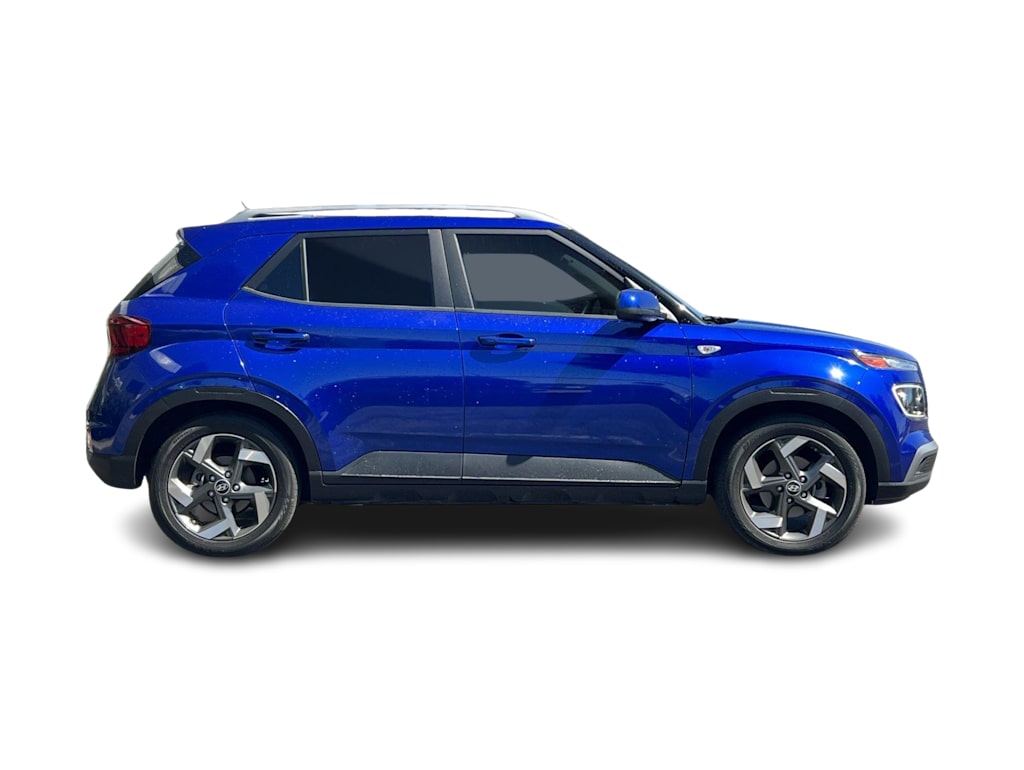 Thumbnail: 2023 Hyundai Venue - 20