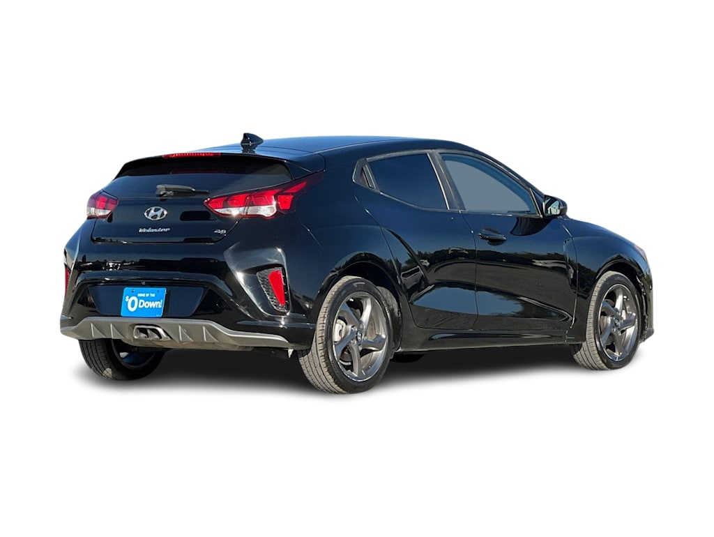 2020 Hyundai Veloster Base 18